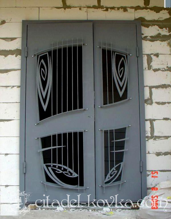 Кованая дверь Модерн  Двухстворчатая фотография 1